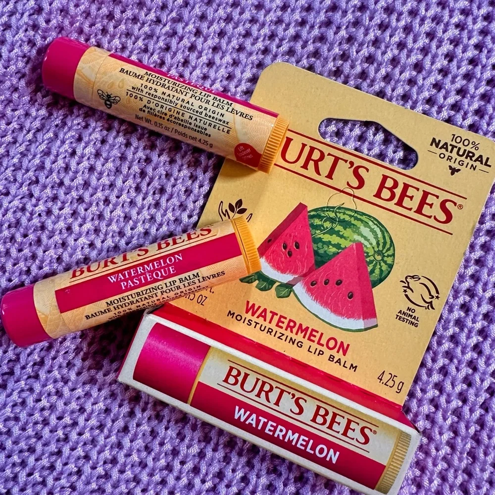 Burt’s Bees • 3 Watermelon Moisturizing Lip Balm